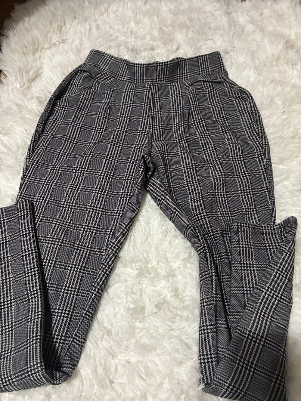 Indero Black & White Plaid pants small